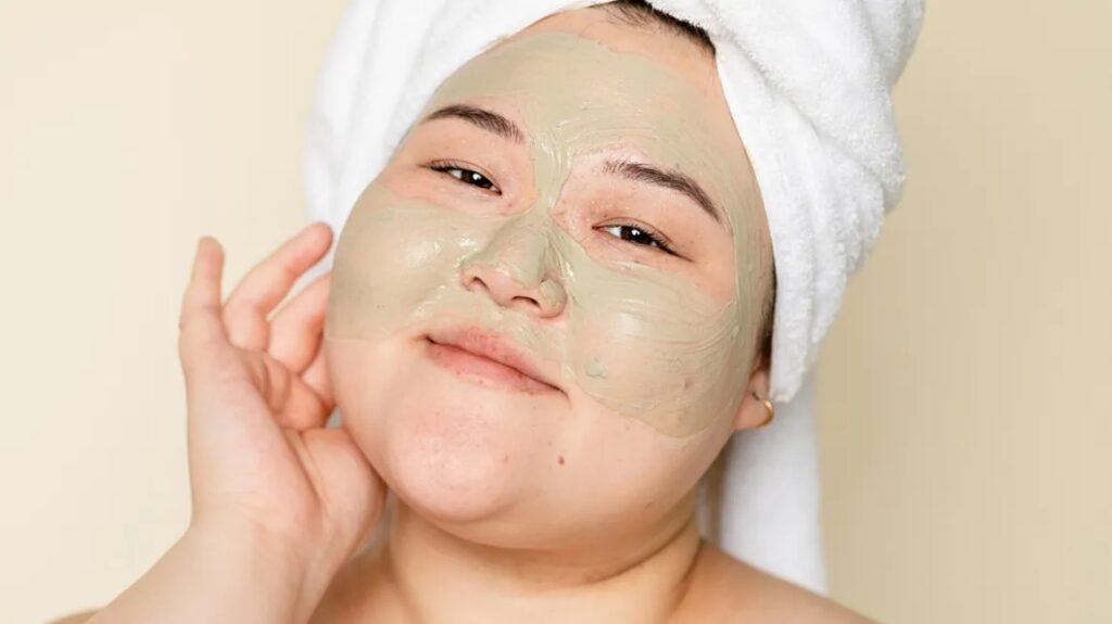 Revolutionize Your Skincare Routine: Anti-Aging Hacks for 2024